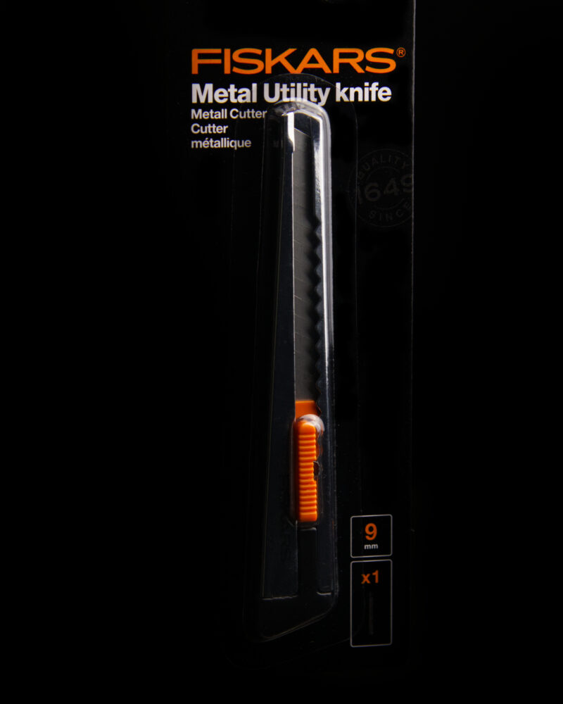 Nóż segmentowy fiskars 9mm